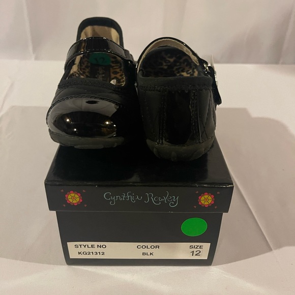 Cynthia Rowley Mary Black Jane Flats size 12 NWT - Picture 3 of 5